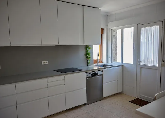 Casa Con Vistas Al Mar, Playa 300 M, Parking, Wifi * Ribeira